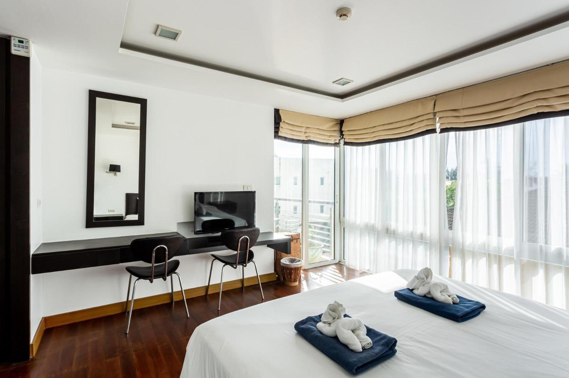 The Palms, 100 Meters To Kamala Beach Exterior photo